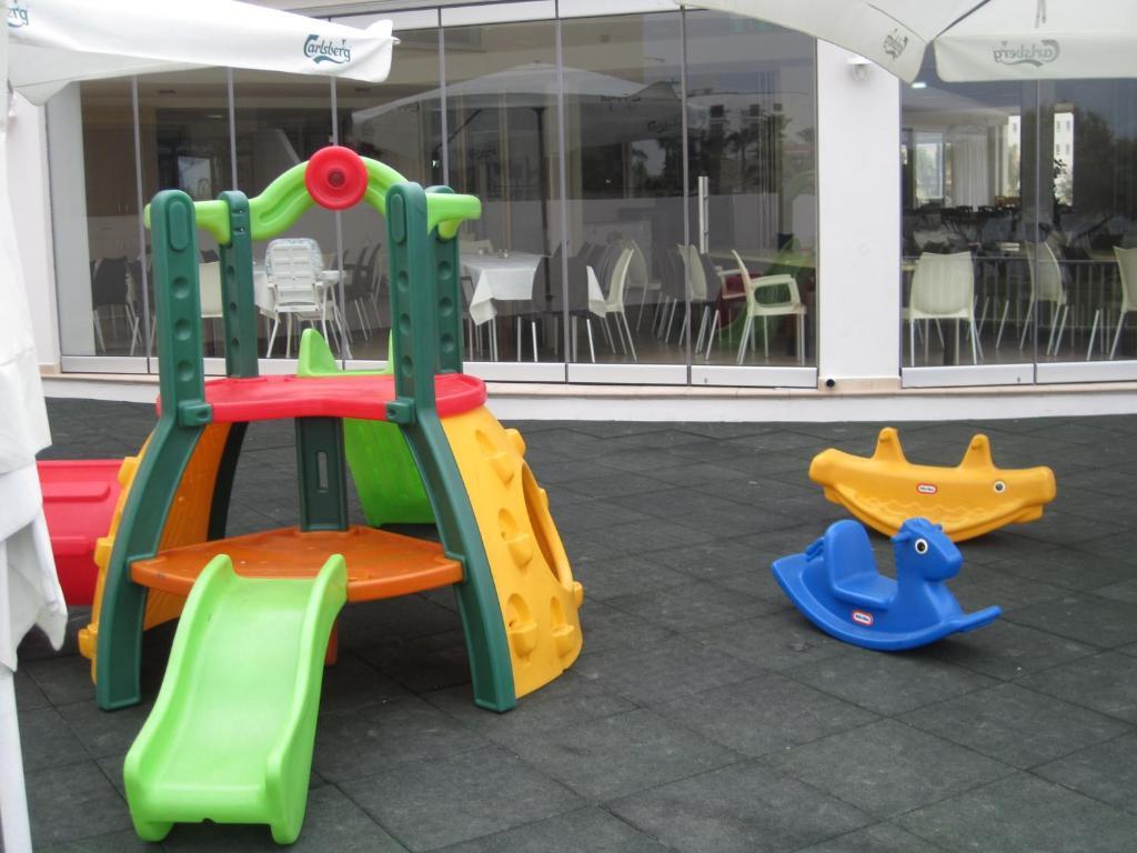 Polyxenia Isaak Luxury Villas And Apartments Protaras Zewnętrze zdjęcie